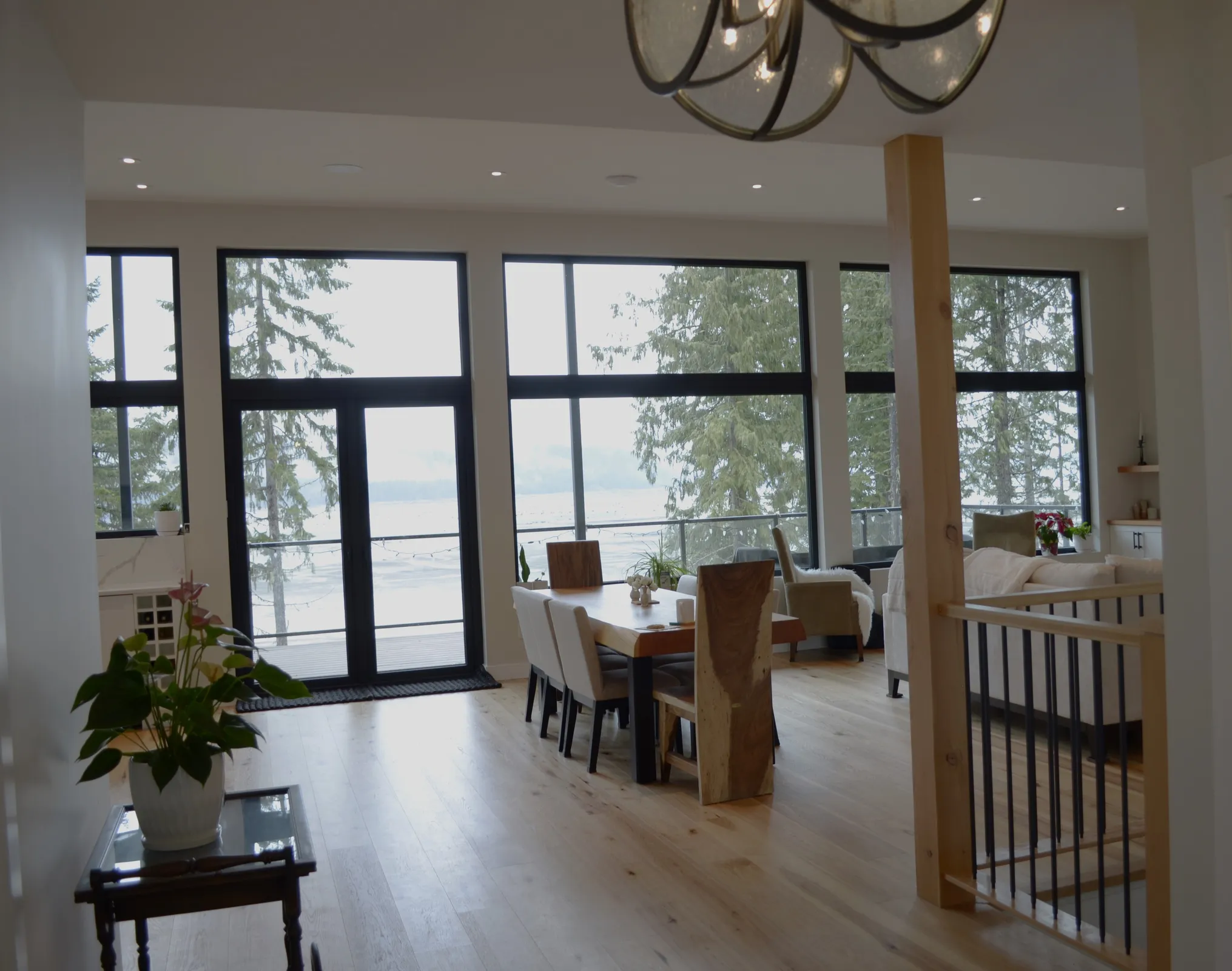 revelstoke-electric-residential-highway-south-09
