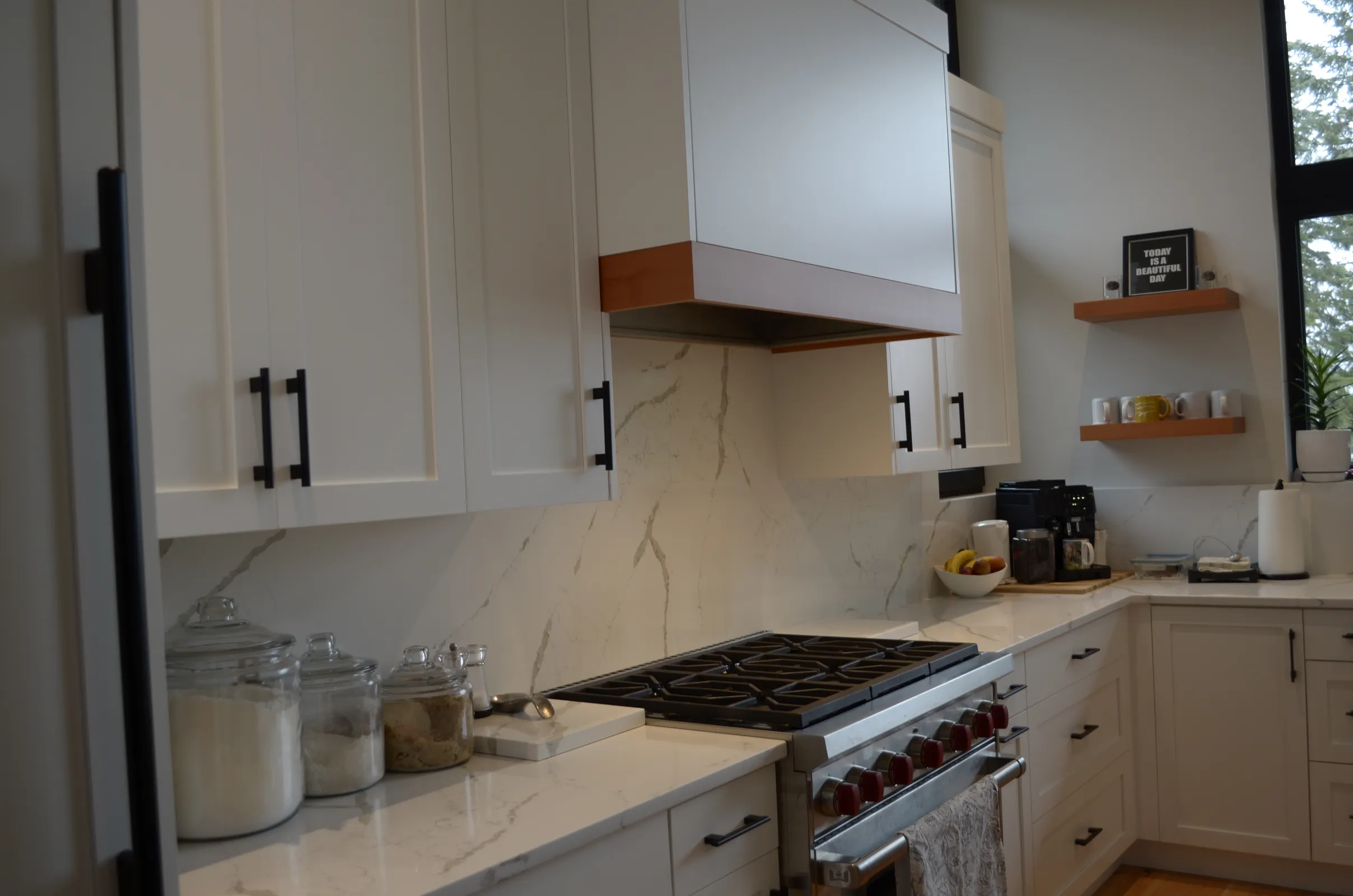 revelstoke-electric-residential-highway-south-11